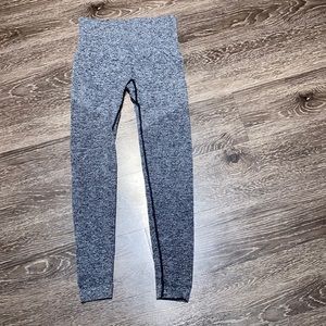 Wearwolf Gray Seamless Leggings